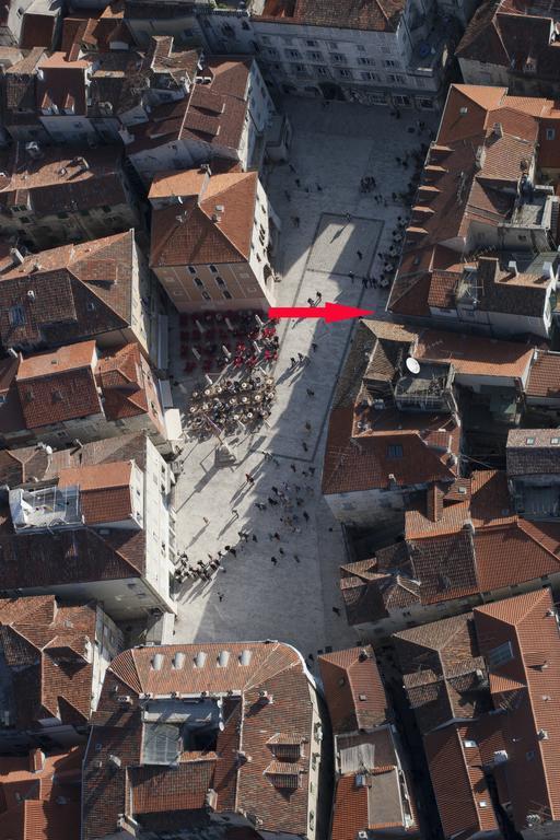 Old Square Apartment Split Dış mekan fotoğraf