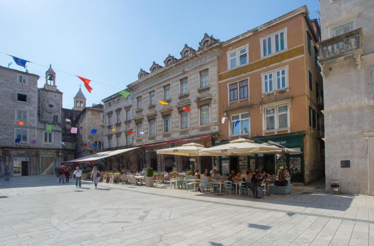 Old Square Apartment Split Dış mekan fotoğraf
